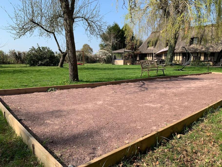 Chaumiere Familiale Weekend & Vacances Paisible Saint-Philbert-sur-Risle ภายนอก รูปภาพ