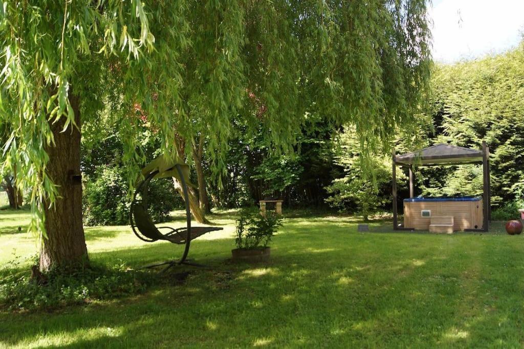 Chaumiere Familiale Weekend & Vacances Paisible Saint-Philbert-sur-Risle ภายนอก รูปภาพ
