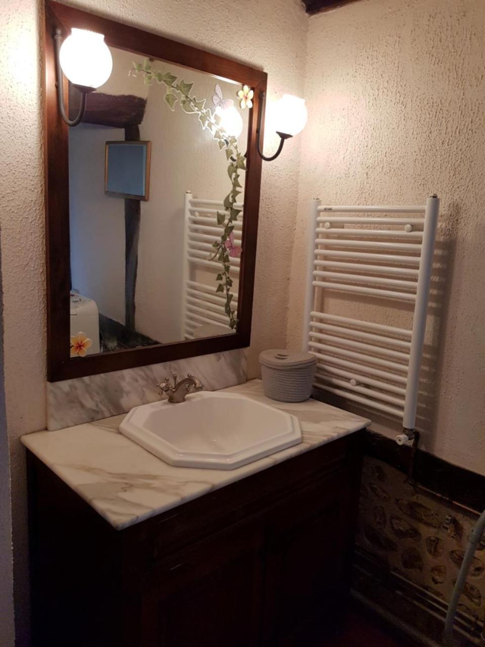 Chaumiere Familiale Weekend & Vacances Paisible Saint-Philbert-sur-Risle ภายนอก รูปภาพ
