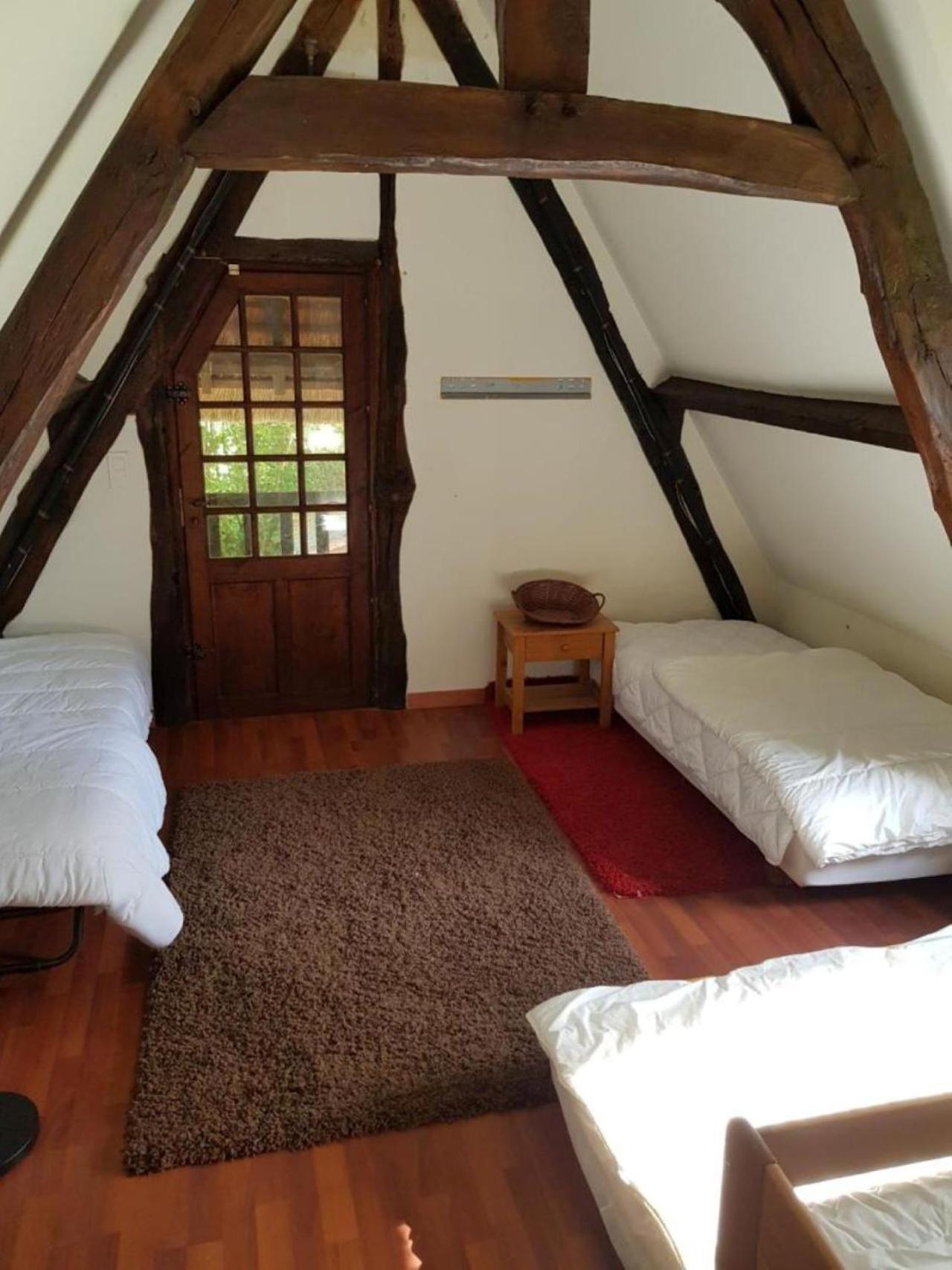 Chaumiere Familiale Weekend & Vacances Paisible Saint-Philbert-sur-Risle ภายนอก รูปภาพ